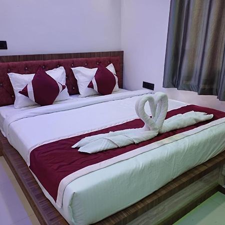 Hotel Shri Sai International, Sitamarhi Dumra Zewnętrze zdjęcie