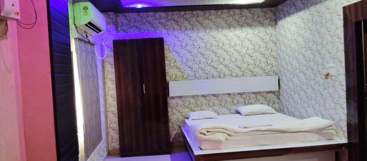 Hotel Shri Sai International, Sitamarhi Dumra Zewnętrze zdjęcie