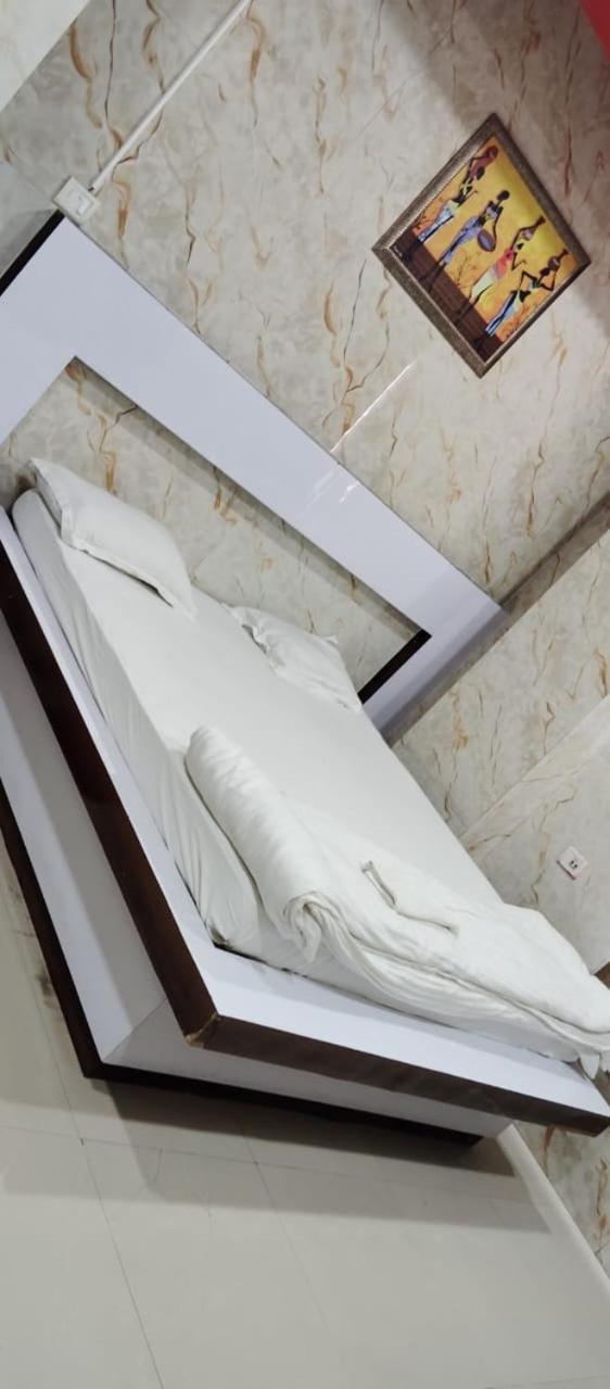 Hotel Shri Sai International, Sitamarhi Dumra Zewnętrze zdjęcie