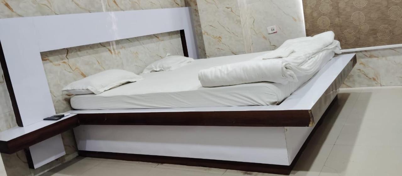 Hotel Shri Sai International, Sitamarhi Dumra Zewnętrze zdjęcie