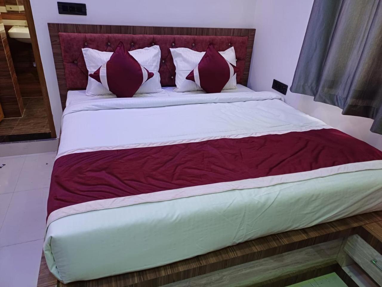 Hotel Shri Sai International, Sitamarhi Dumra Zewnętrze zdjęcie